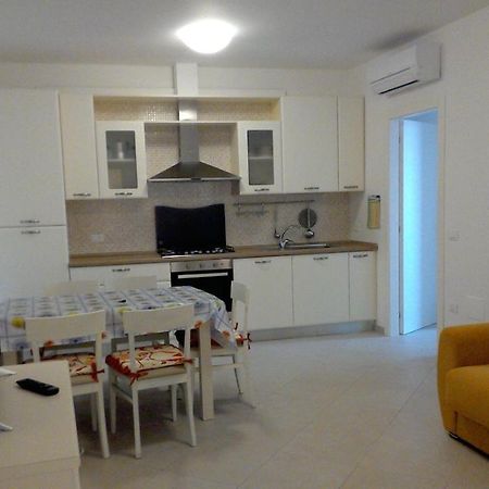 Verde Mare "Appartamenti Per Vacanze" Tortoreto ภายนอก รูปภาพ